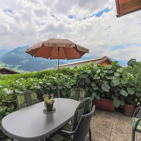 In Near Zell Am Area, Cleaning Included Feriehus *
