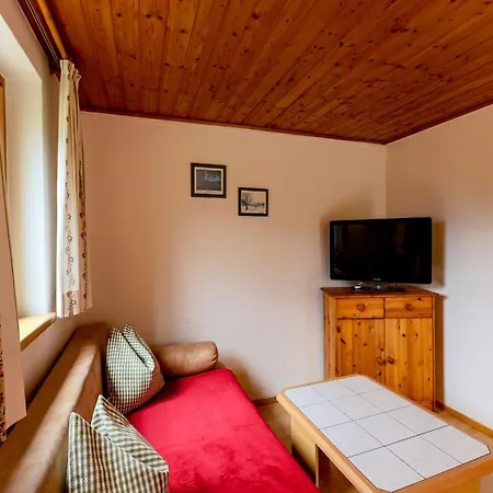 In Near Zell Am Area, Cleaning Included Feriehus *